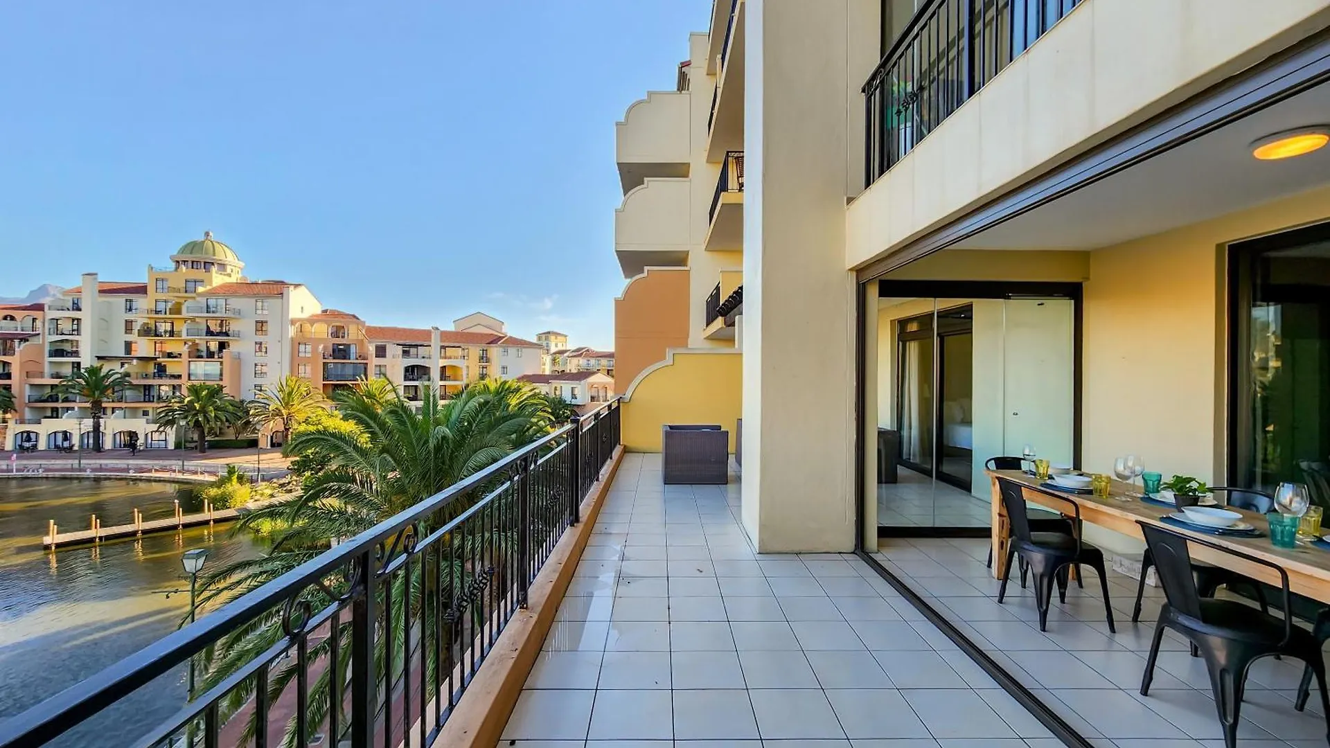 Family-Friendly Home With Ample Space Ciudad del Cabo Sudáfrica