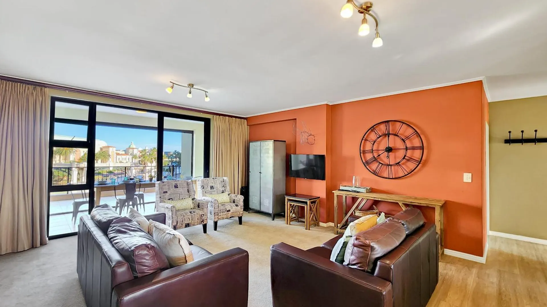 Family-Friendly Home With Ample Space Ciudad del Cabo Sudáfrica